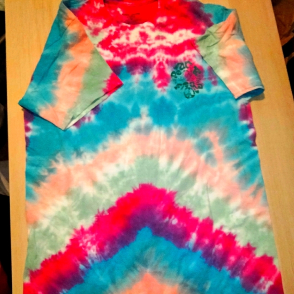 Peace Frogs tye dye shirt .Medium